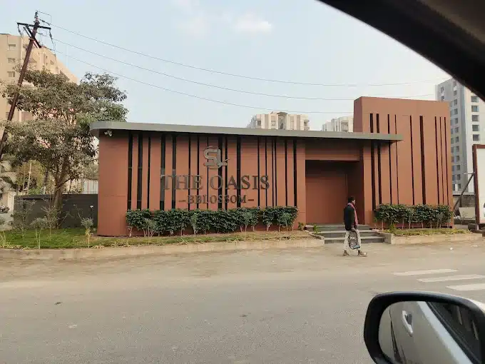 bblossom-the-oasis-vesu-surat