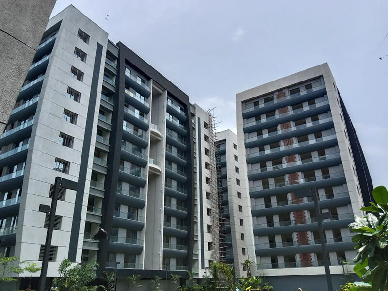 raghuvir-spalex-3-bhk-rent-vesu-surat.jpg